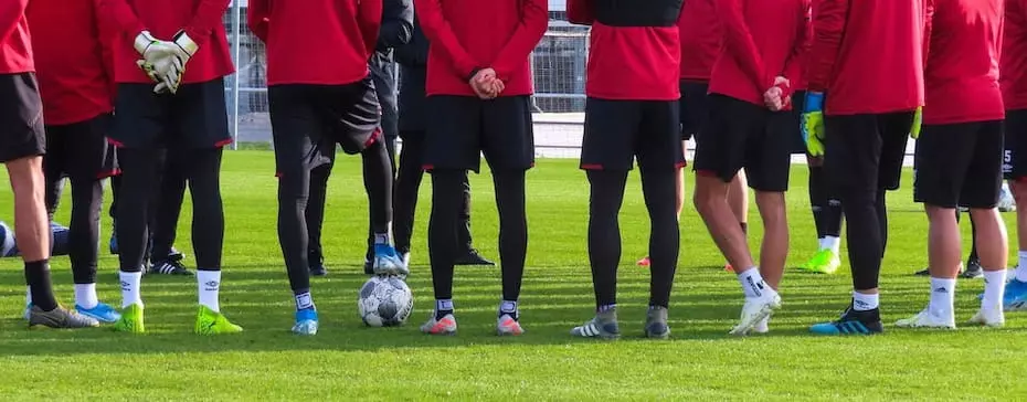 Qui sont ces footballeurs qui vapotent ?