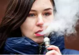 Comment choisir une cigarette électronique qui produit beaucoup de vapeur ?