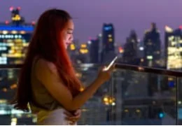 En Thaïlande, une application permet de dénoncer les vapoteurs